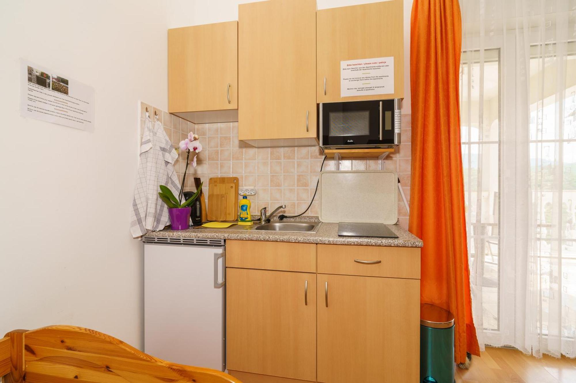 Holiday home Kuca Orhidea *